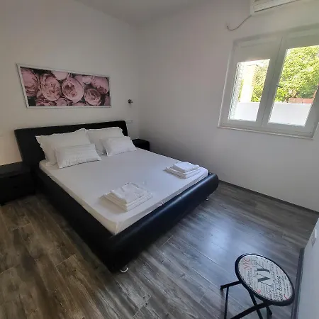 Vesna Apartment Gradac (Split-Dalmatia)