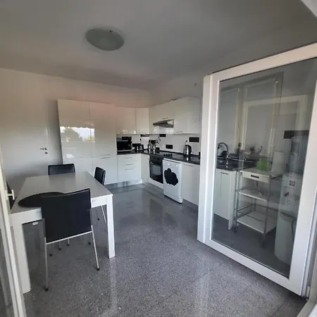 Vesna Apartment *