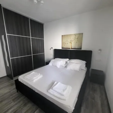 Apartment Vesna Gradac (Split-Dalmatia)
